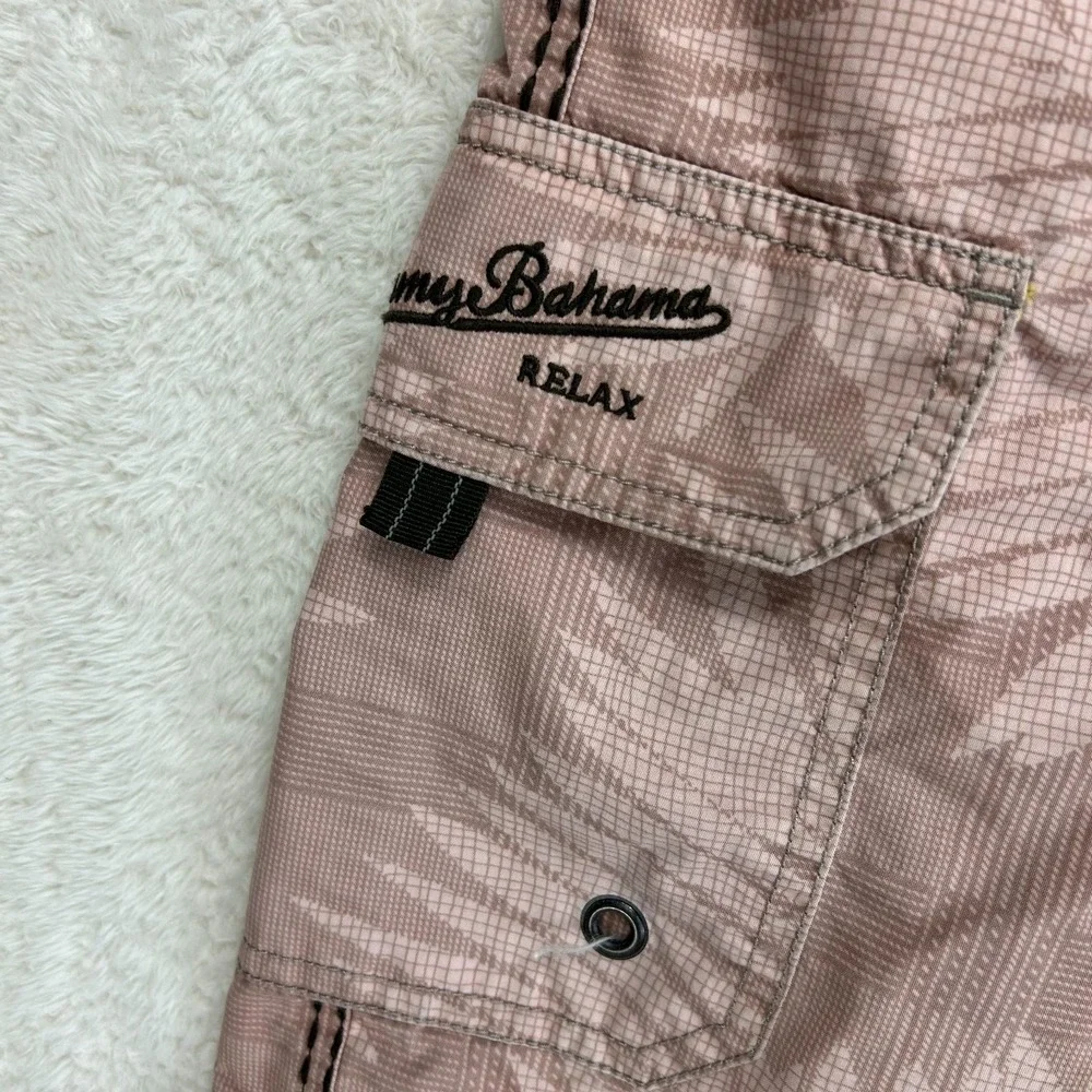 Tommy Bahama Relax Boardshorts Mens XL Pinkish-Brown Tropical Palm Leaf Print